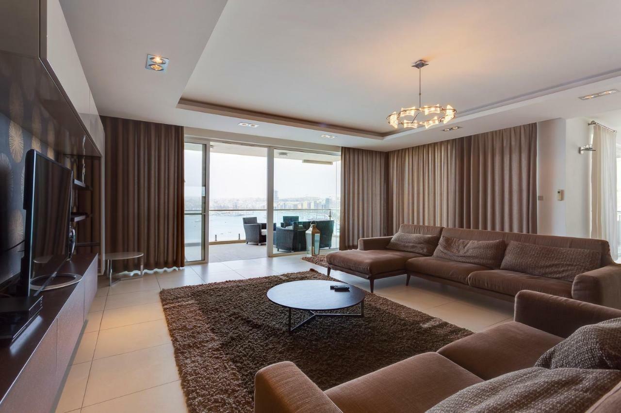 Contemporary, Luxury Apartment With Valletta And Harbour Views Sliema Kültér fotó