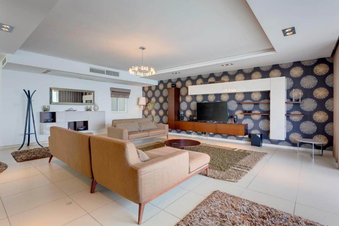 Contemporary, Luxury Apartment With Valletta And Harbour Views Sliema Kültér fotó
