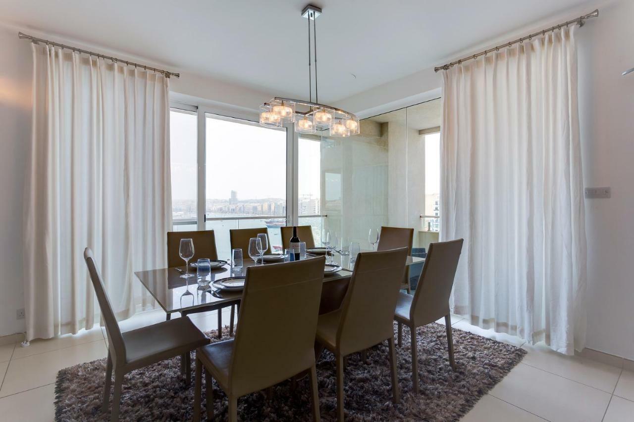 Contemporary, Luxury Apartment With Valletta And Harbour Views Sliema Kültér fotó
